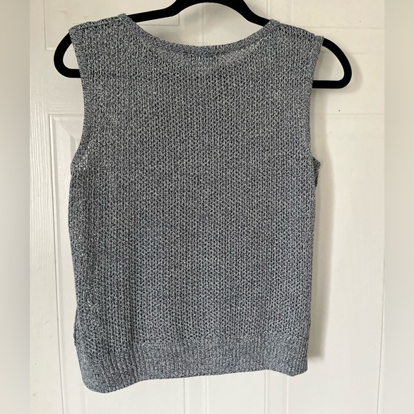 St. John Sports Wool-viscose Netted sleeveless top - Picture 2 of 9